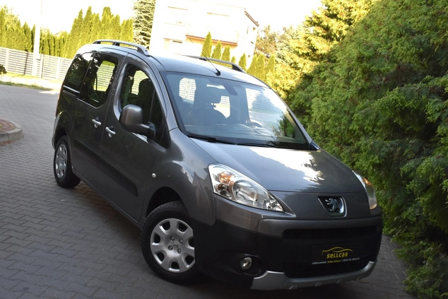 Peugeot Partner cena 25999 przebieg: 179206, rok produkcji 2011 z Darłowo małe 781